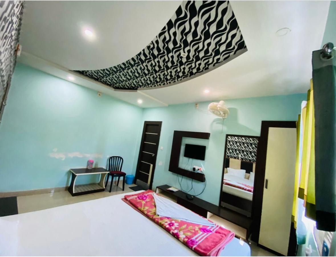 Basant Vihar International Hotel Gaya Luaran gambar